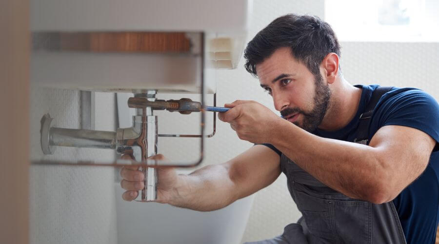 Sink faucet installation in Tatum, NM